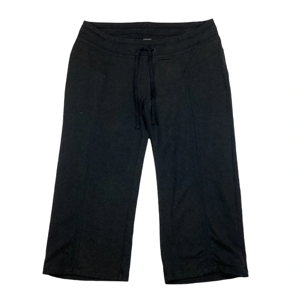 ALO Black Capri Jogger Straight Leg